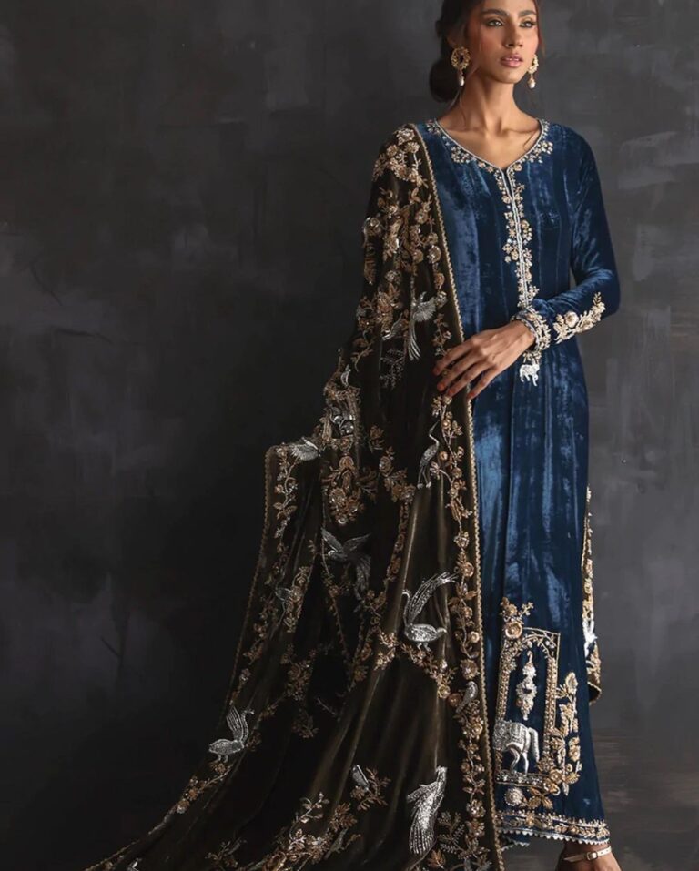 Velvet Luxury Gown - Image 4