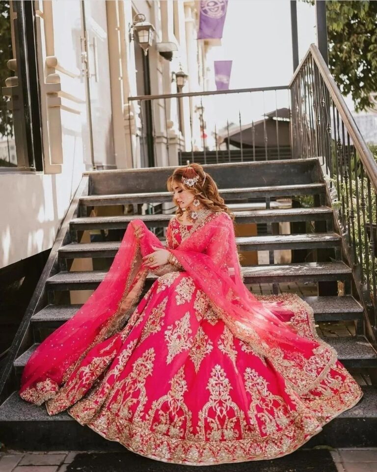 Beautiful Bridal Lehnga - Image 5