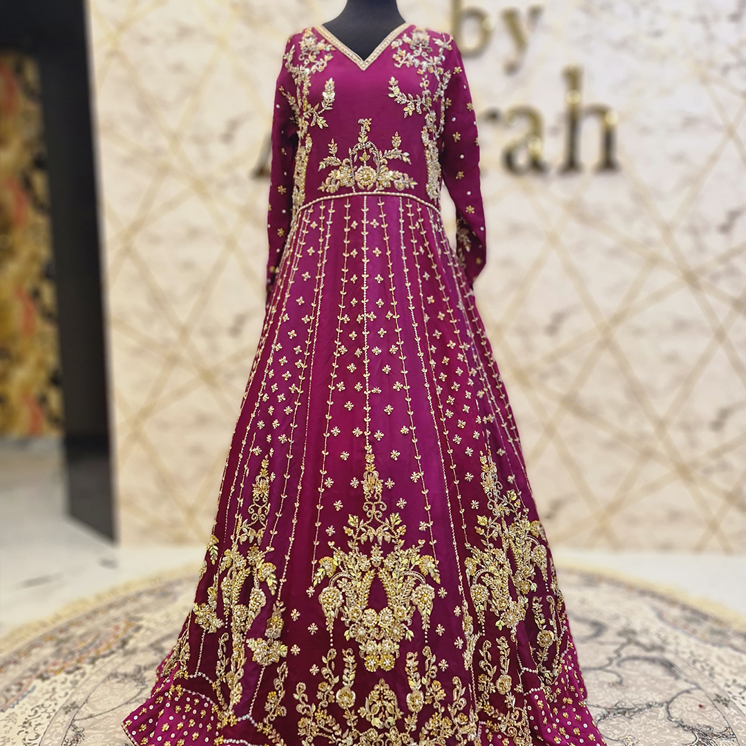 Pakistani Bridal Dresses: A Blend of Tradition and Elegance