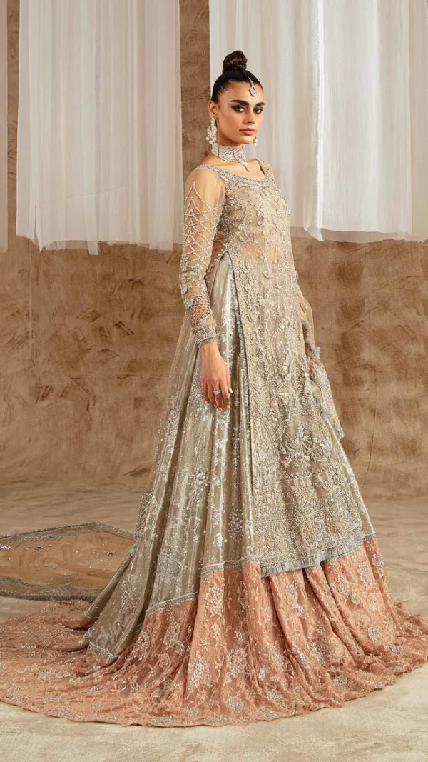 he Mystic Diamond Lehenga Ensemble