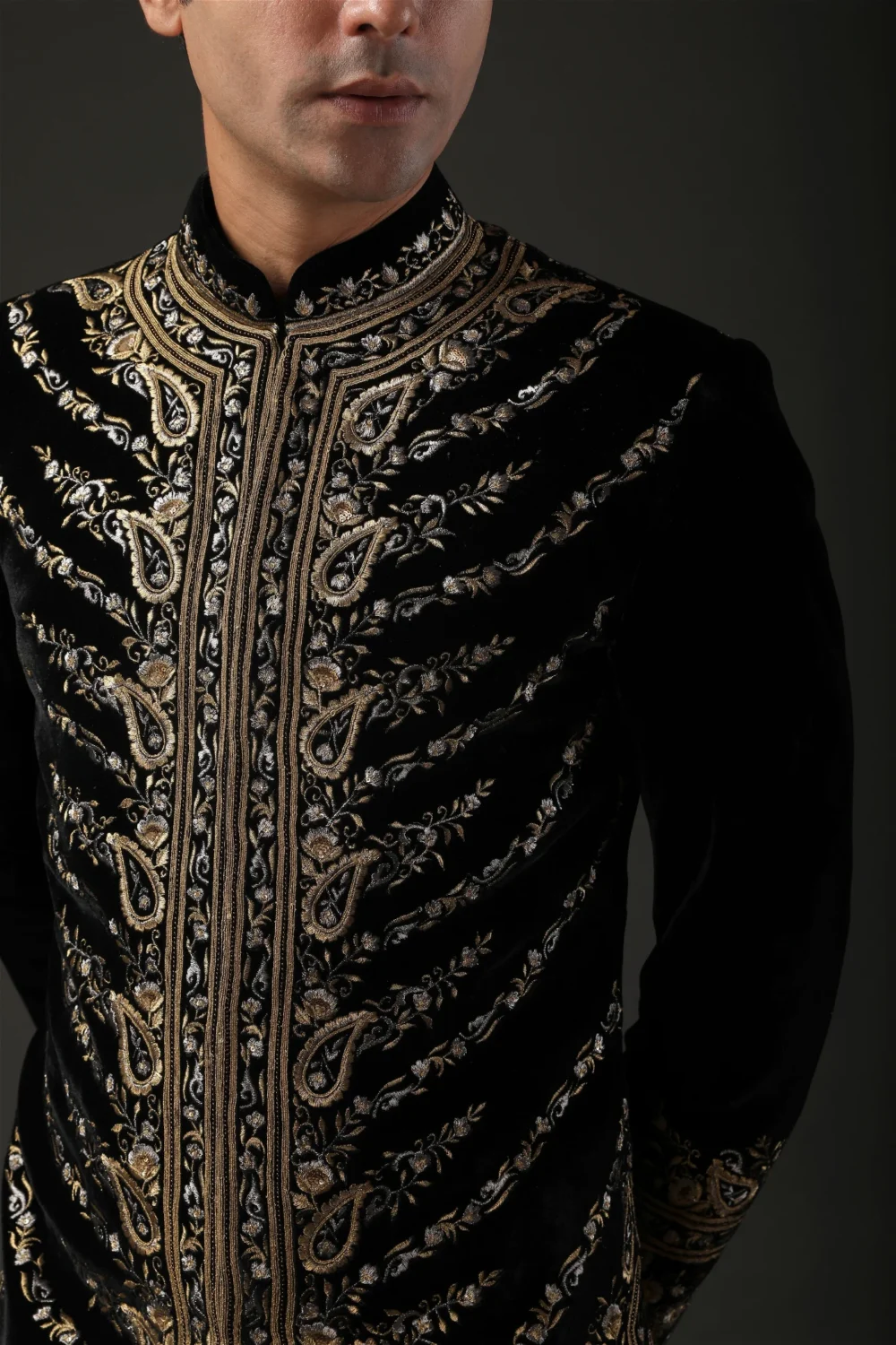 Men's Embroidered Silk Velvet Sherwani