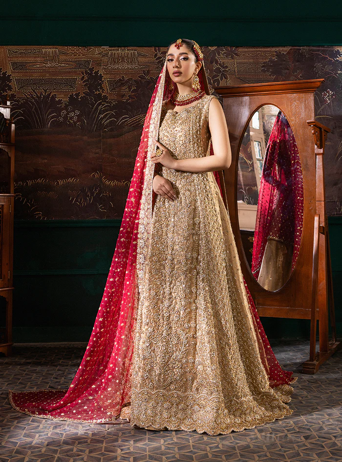 Bridal Made in an Exquisite Gold Tissue Lama Fabric 1 Bridal Made in an Exquisite Gold Tissue Lama Fabric