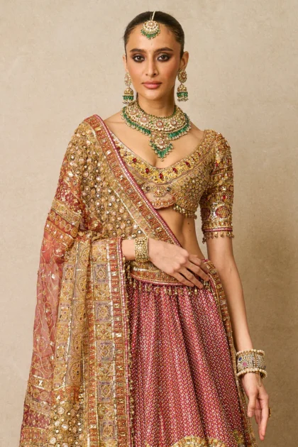 Byzantium Lehenga Set