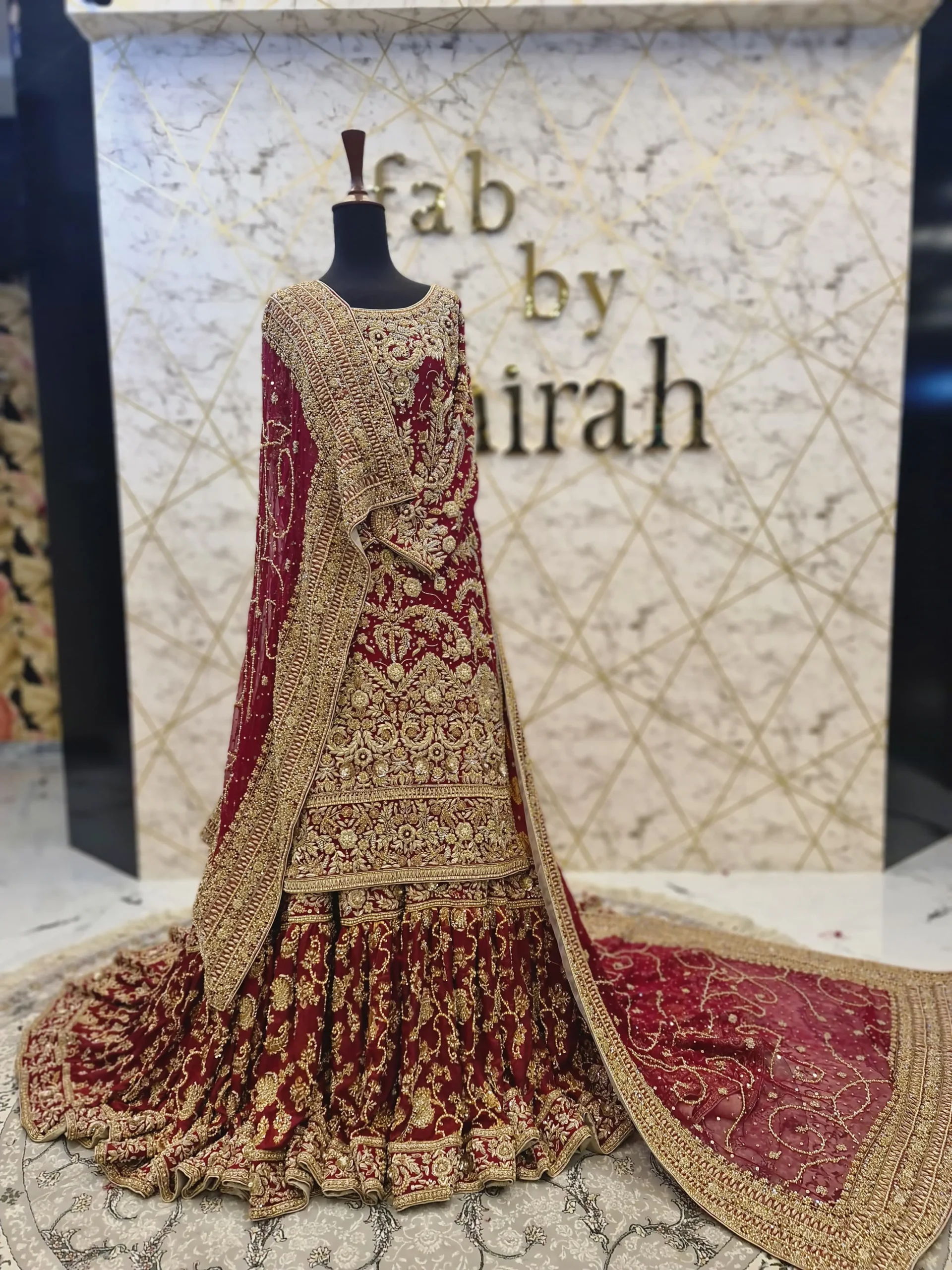 Redish Mehroon Banarsi Farshi Lehnga 1 Redish Mehroon Banarsi Farshi Lehnga