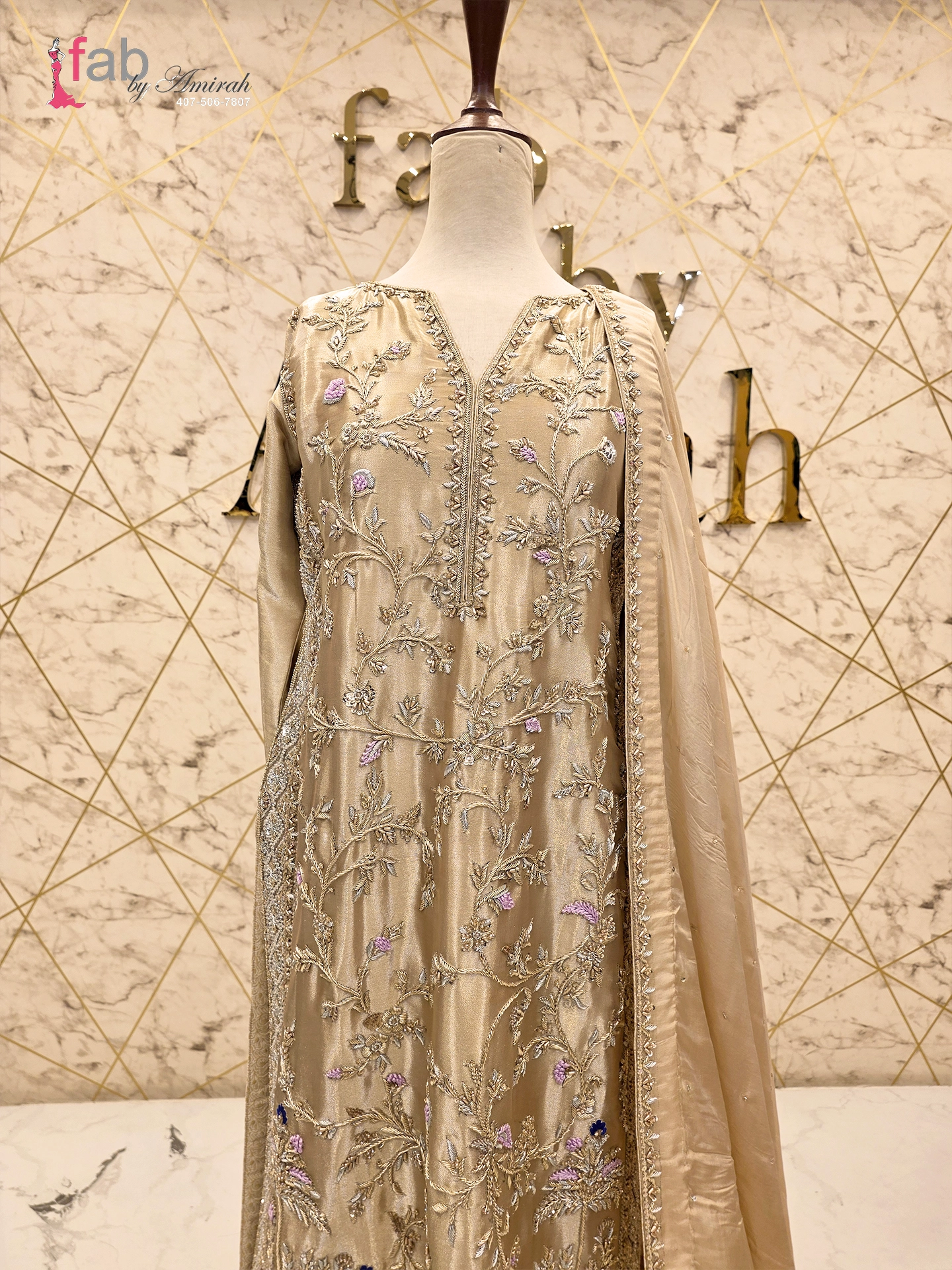 Elegant Wedding Party Dress in Gold Color