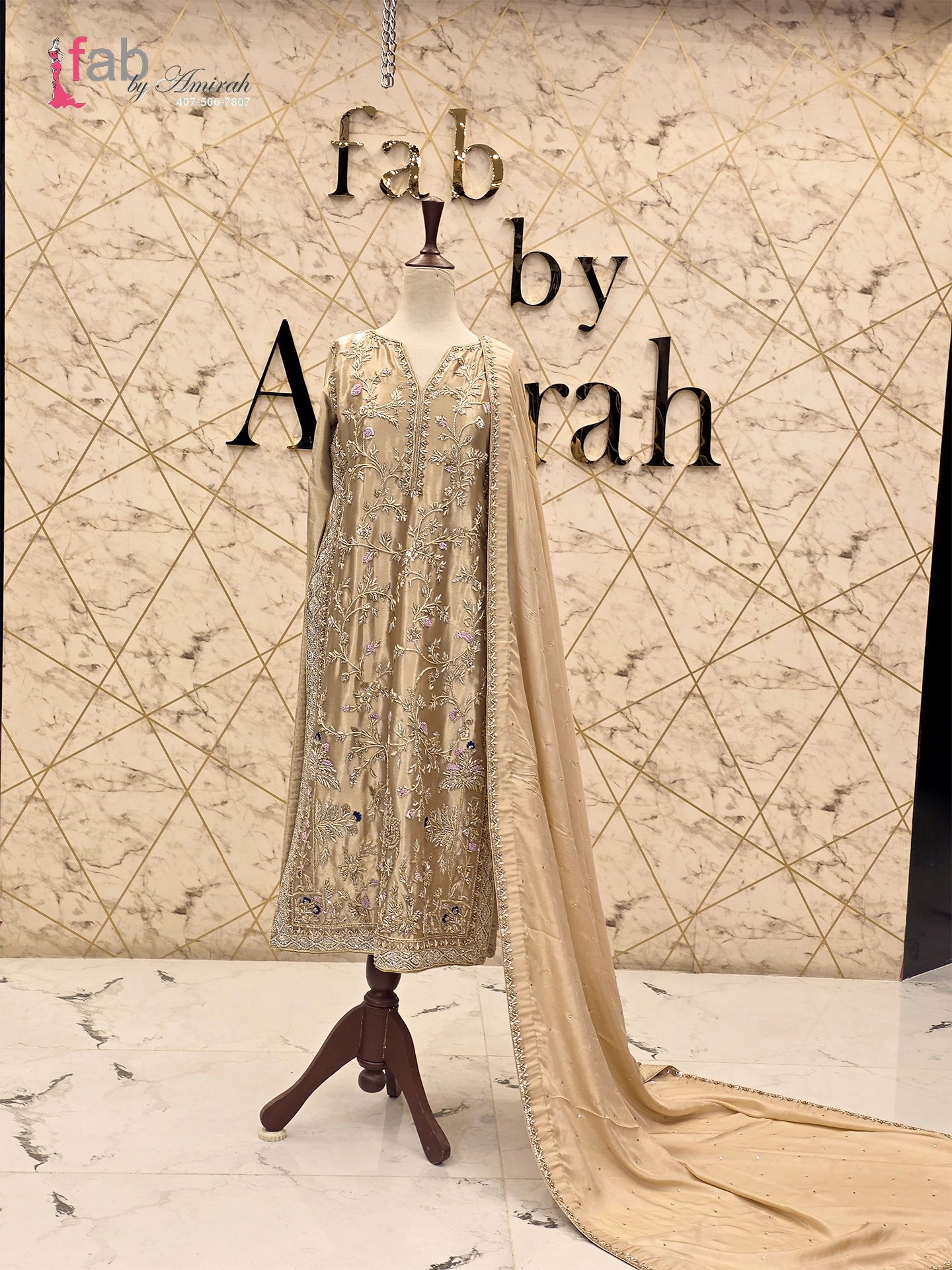 Elegant Wedding Party Dress in Gold Color