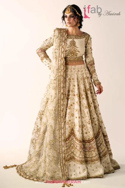Off white gold bridal lehenga in tilla karandi with red jamawar borders by Fab By Amirah