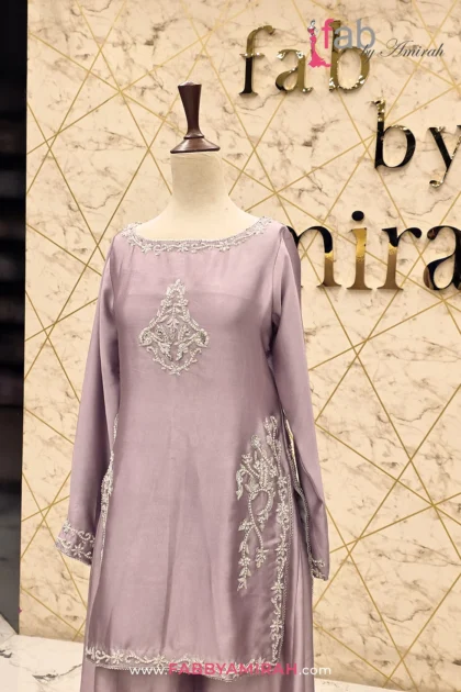 Close-up of zardozi embroidery on lilac formal straight suit