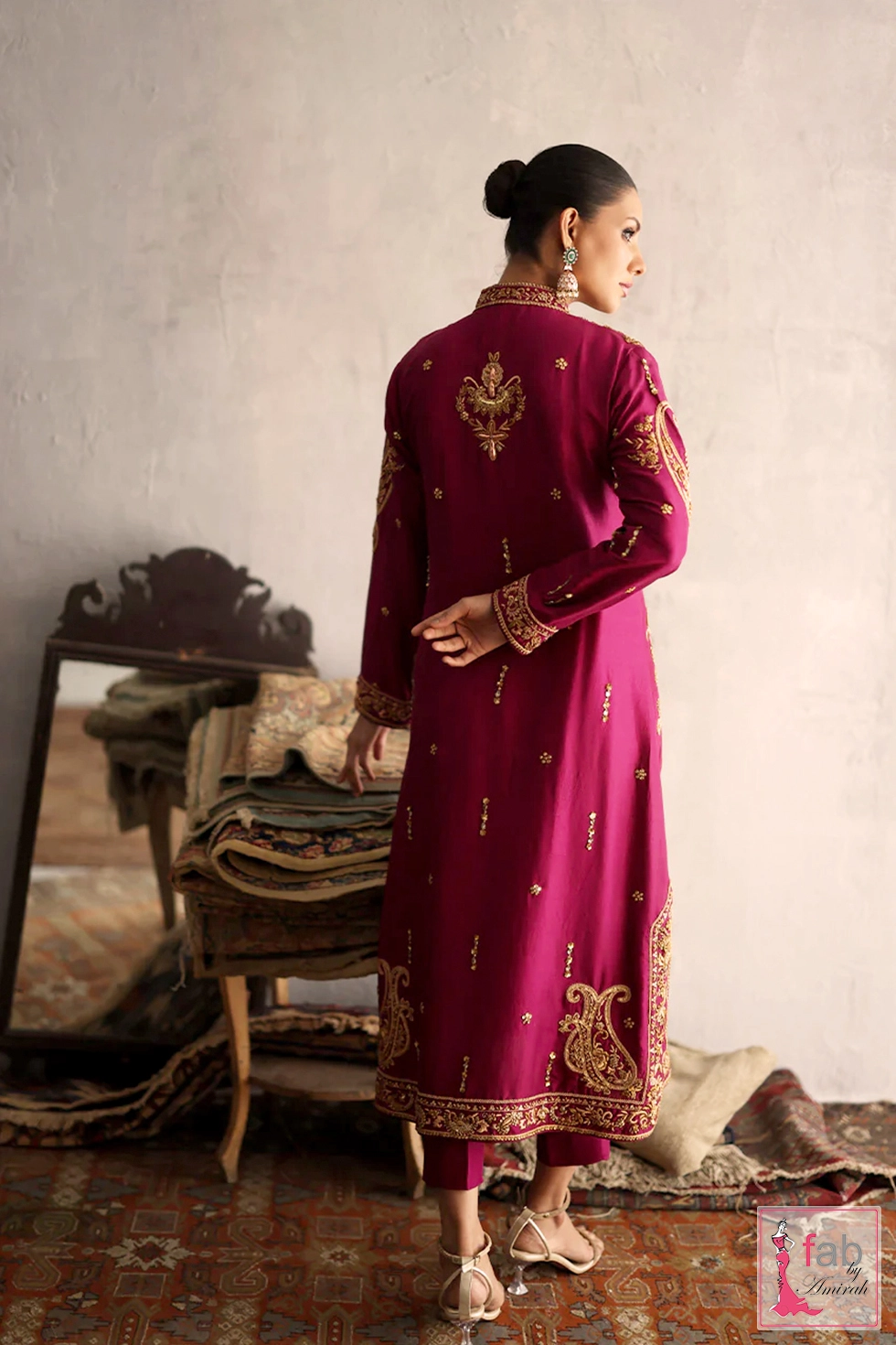 Captivating Magenta Silk Formal Dress — 2026 Gulrukh Luxury Edition