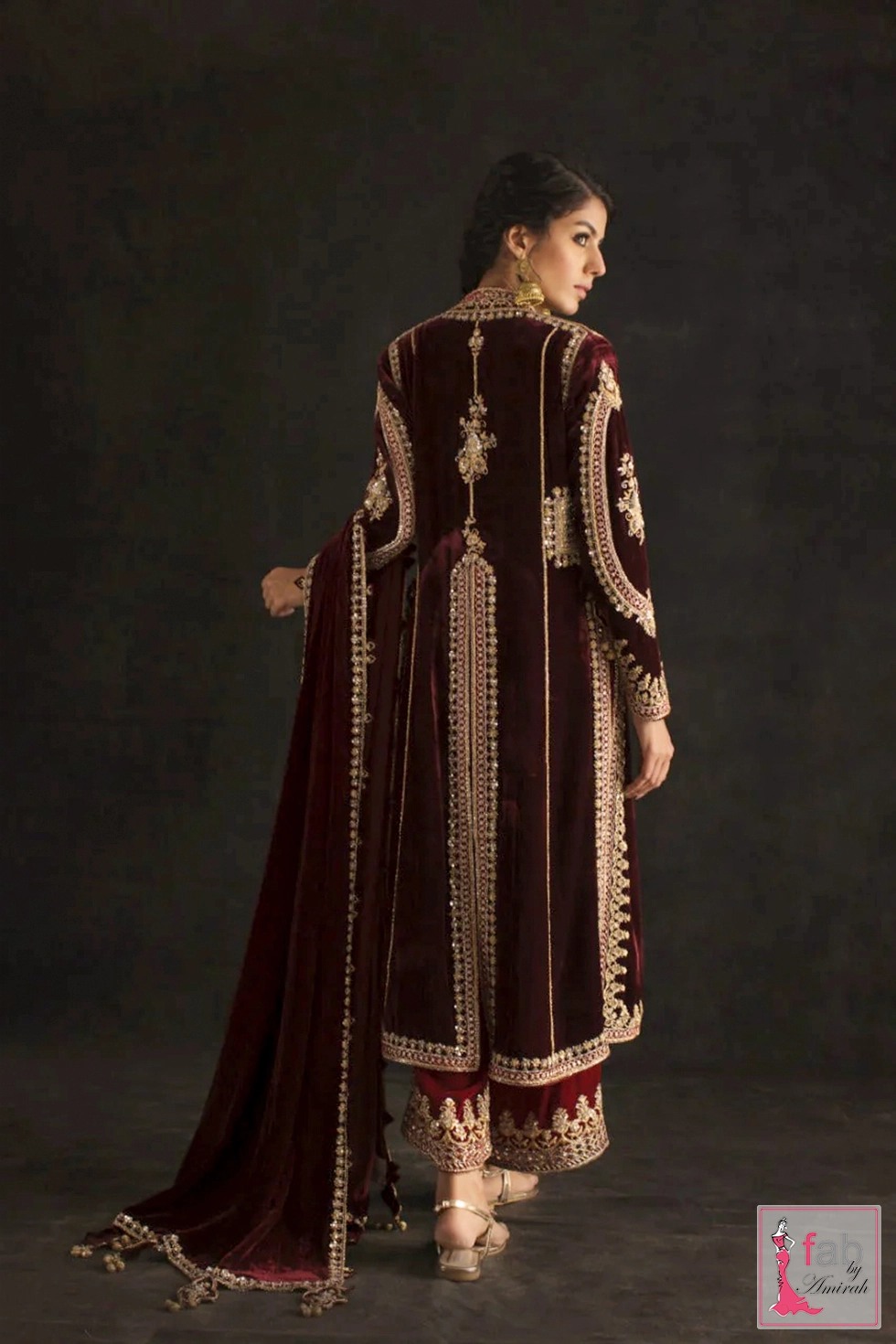 Intricate vertical zardozi work panel on back of velvet jacket Intricate vertical zardozi work panel on back of velvet jacket