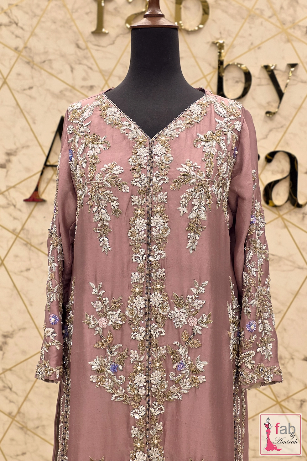 Heavy handcrafted border finishing on pure raw silk luxury formal kameez hemline Heavy handcrafted border finishing on pure raw silk luxury formal kameez hemline